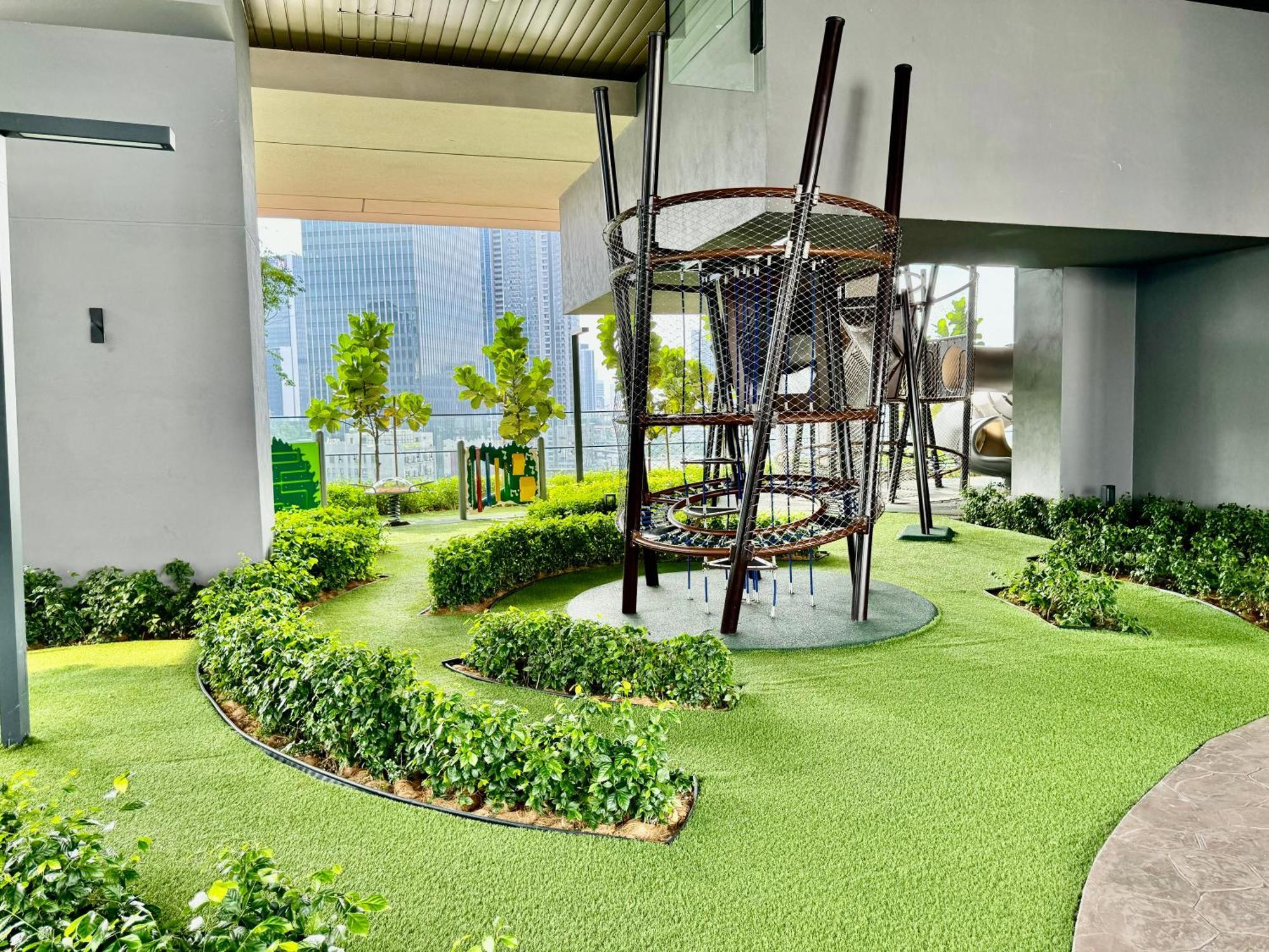 Axon Residence By Classy 1 Minutes Pavilion Куала Лумпур Екстериор снимка